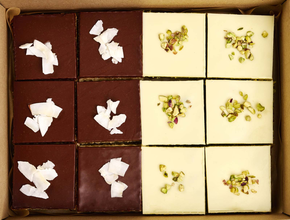 Mix kociek cheesecakov bounty a pistácia